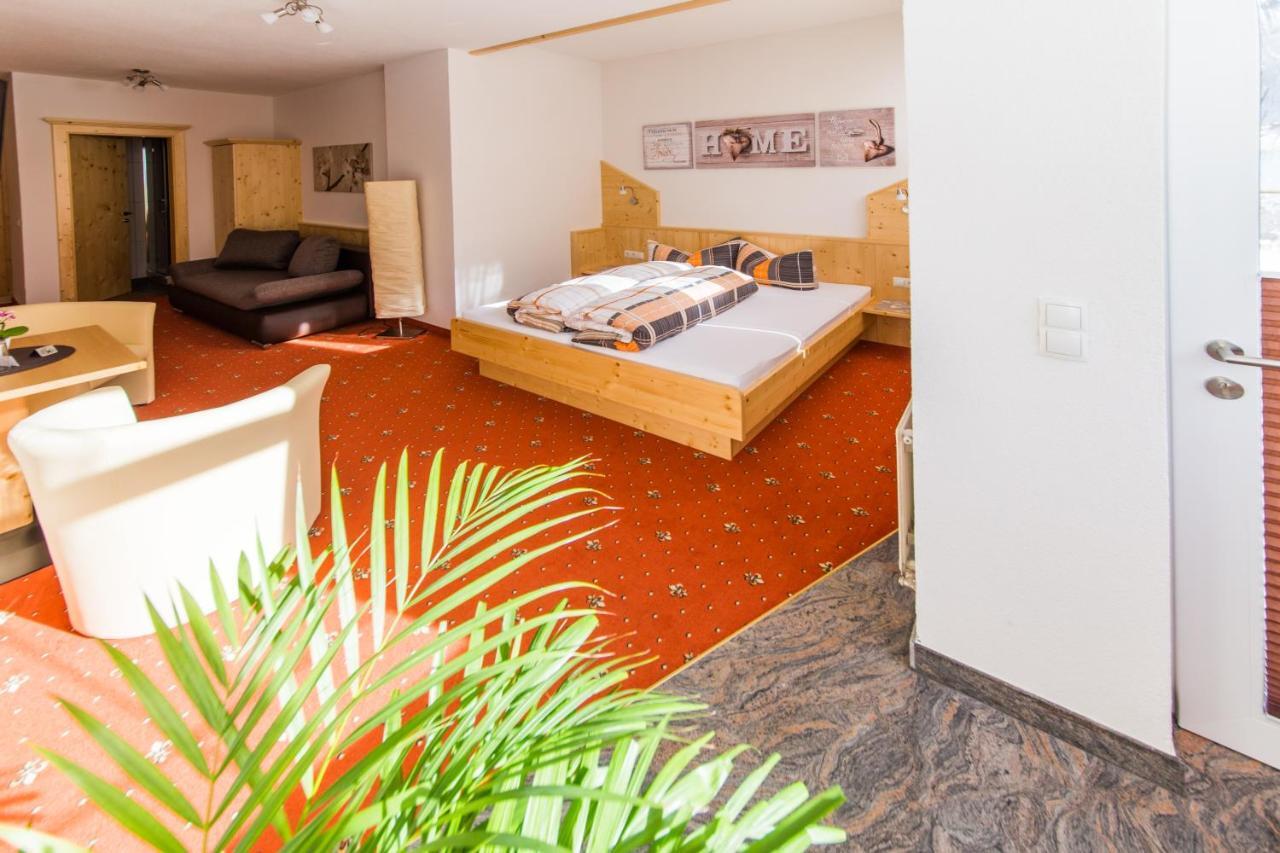 Gaestehaus Maria - Privatzimmer ناسيريث المظهر الخارجي الصورة